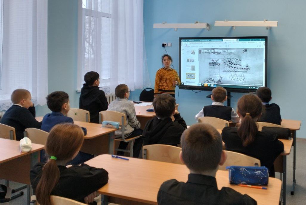 Внеурочное занятие «Разговоров о важном» на тему «Что значит служить Отечеству? 280 лет со дня рождения Ф. Ушакова».